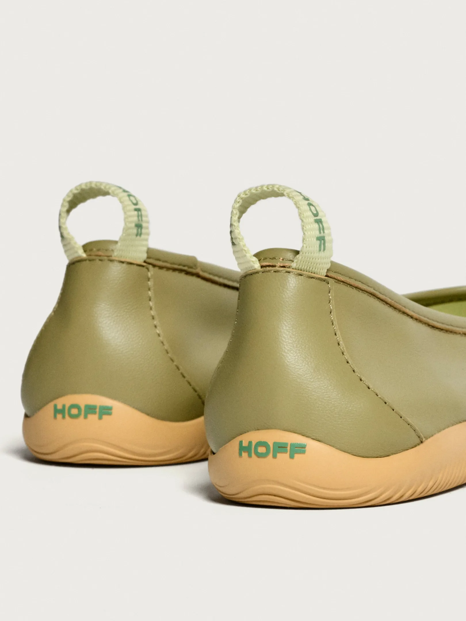 Online GRAND CENTRAL Flat Shoe
