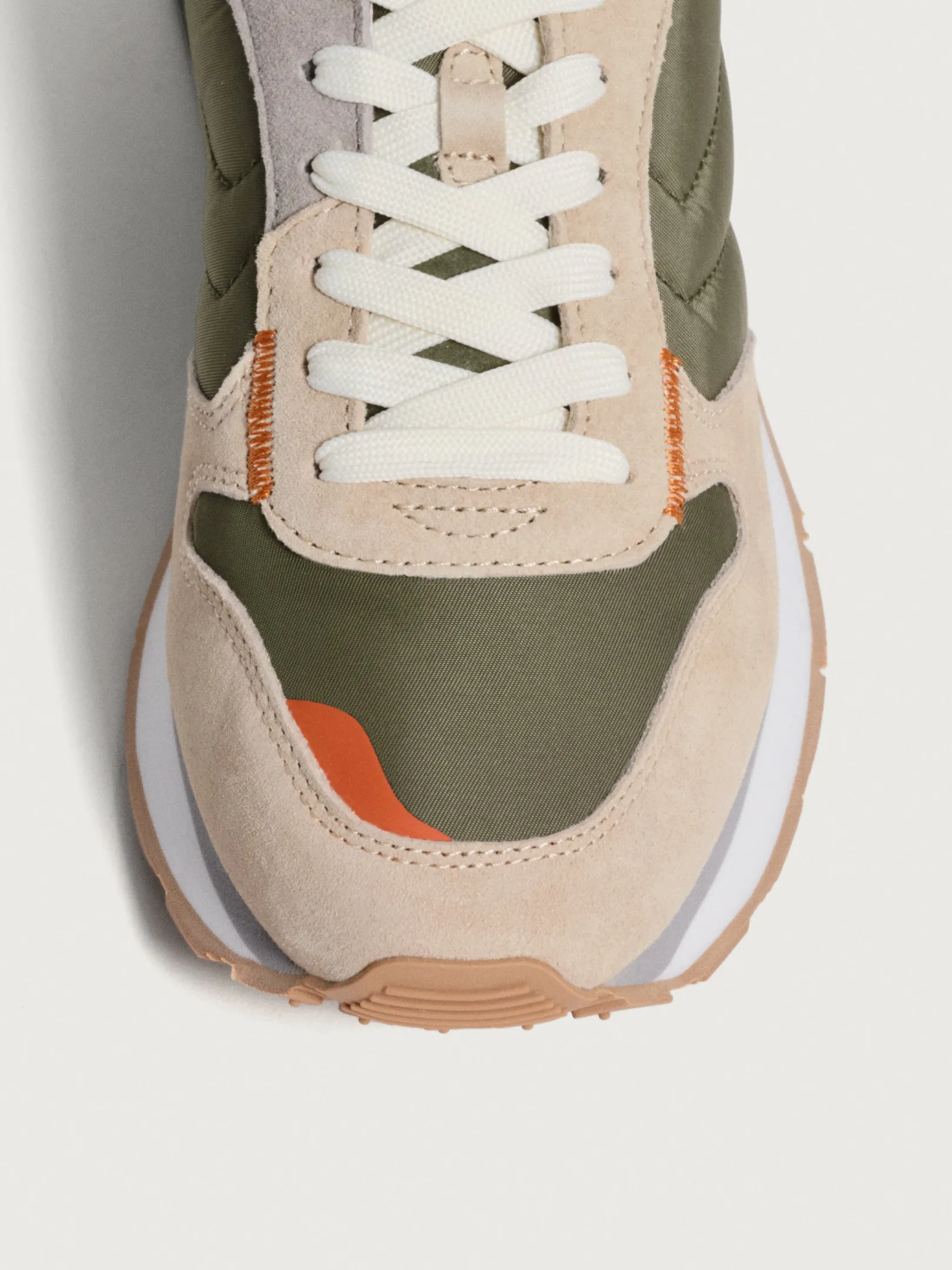 Discount GRAND CENTRAL Track & Field