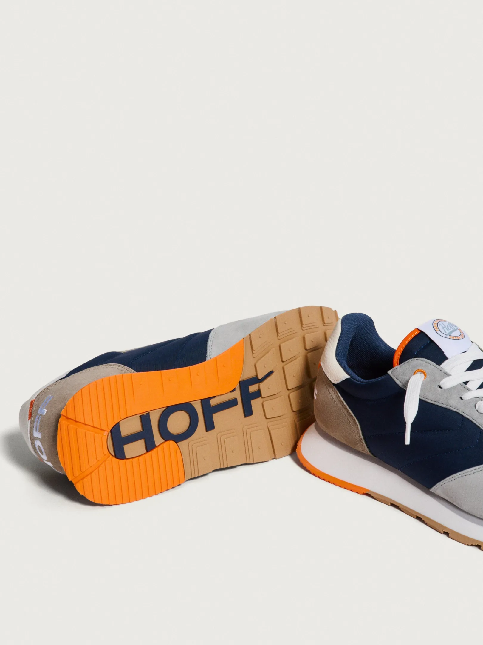 Clearance GRAND CENTRAL Track & Field