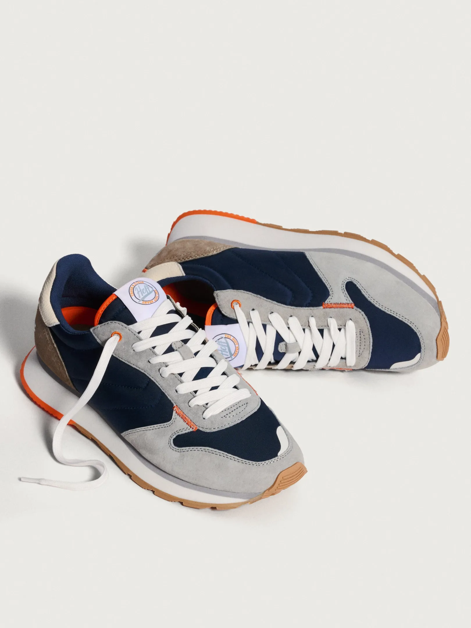 Clearance GRAND CENTRAL Track & Field