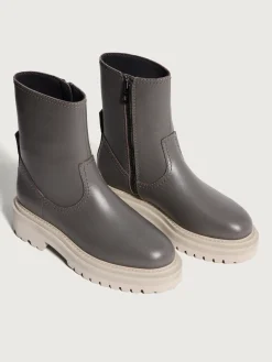 GRAND CENTRAL Boots And Ankle Boots