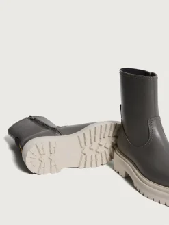 GRAND CENTRAL Boots And Ankle Boots