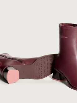 GRAND CENTRAL Boots And Ankle Boots