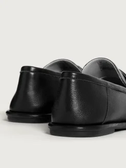 GRAND CENTRAL Flat Shoe