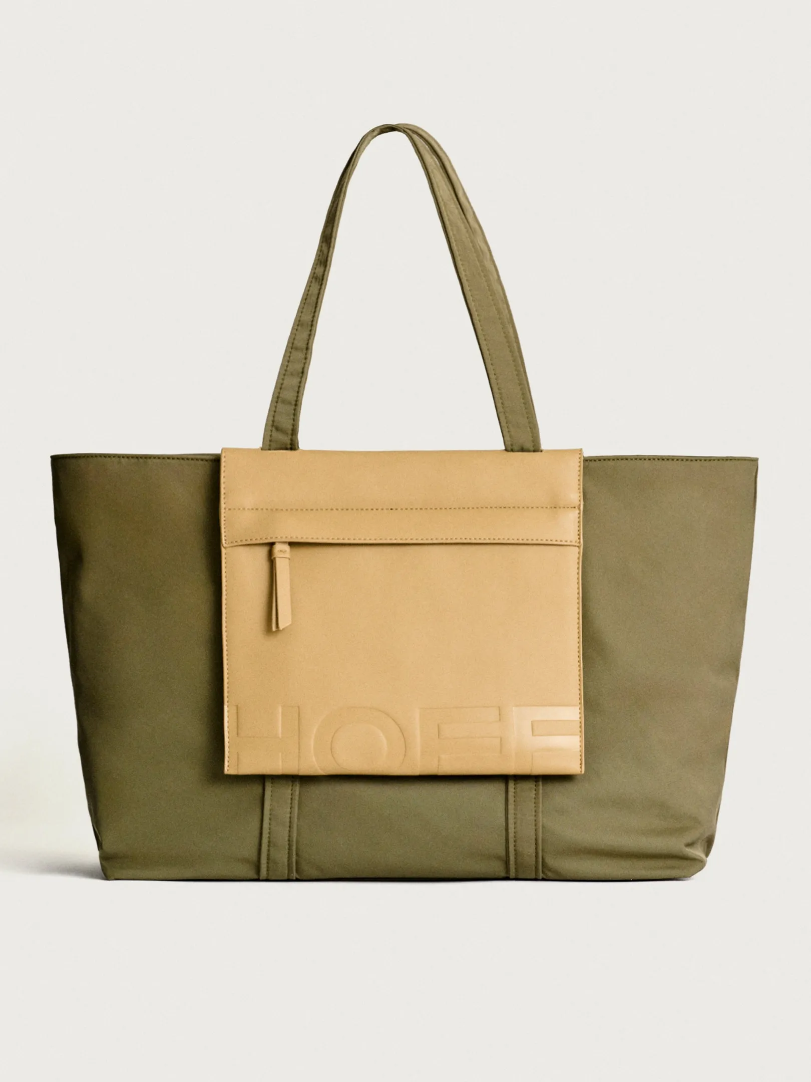 Clearance GRAND CENTRAL Nylon|Shoppers